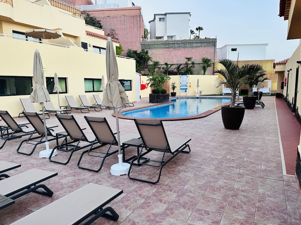 Ramada Residences by Wyndham Costa Adeje — Swimming pool in Costa Adeje, Canary Islands