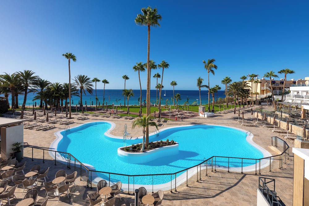 Hotel Riu Palace Calypso - Adults Only — Swimming pool in Esquinzo, Canary Islands