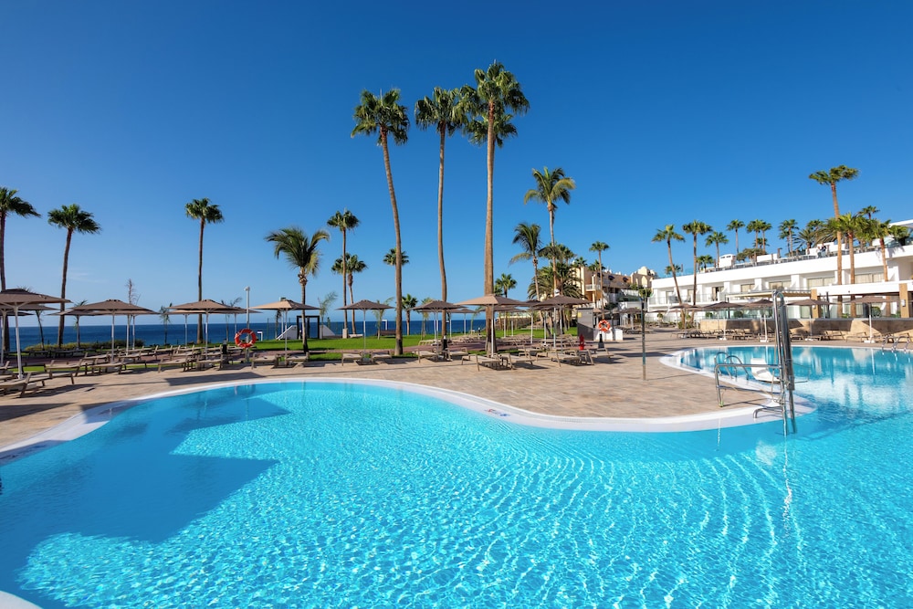 Hotel Riu Palace Calypso - Adults Only — Swimming pool in Esquinzo, Canary Islands
