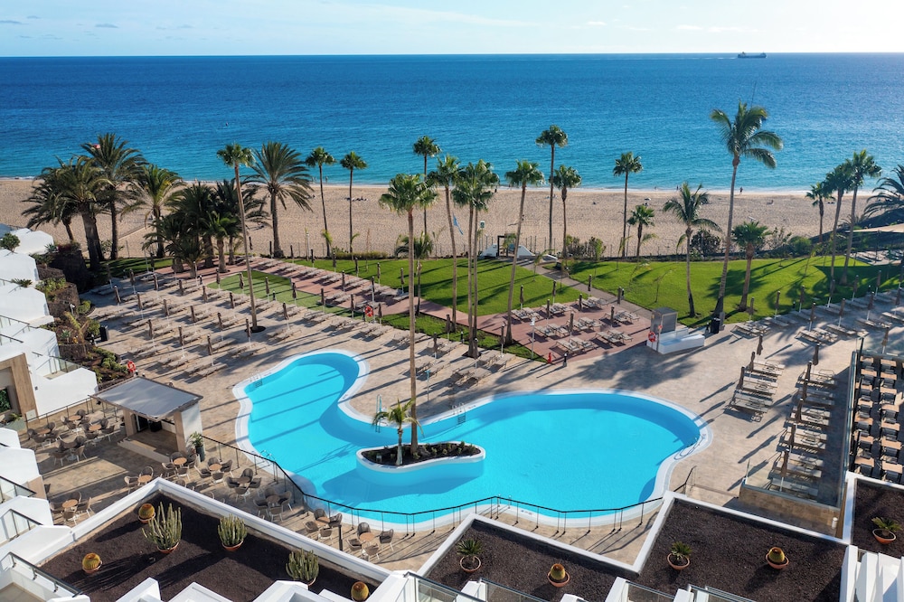 Hotel Riu Palace Calypso - Adults Only — Swimming pool in Esquinzo, Canary Islands