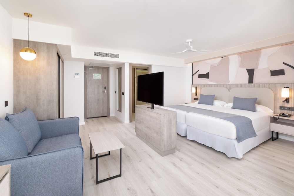 Hotel Riu Palace Calypso - Adults Only — Hotel rooms in Esquinzo, Canary Islands