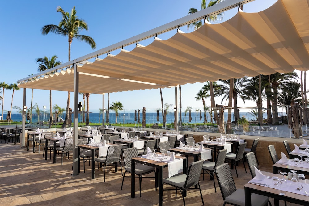 Hotel Riu Palace Calypso - Adults Only — Restaurant & bars in Esquinzo, Canary Islands
