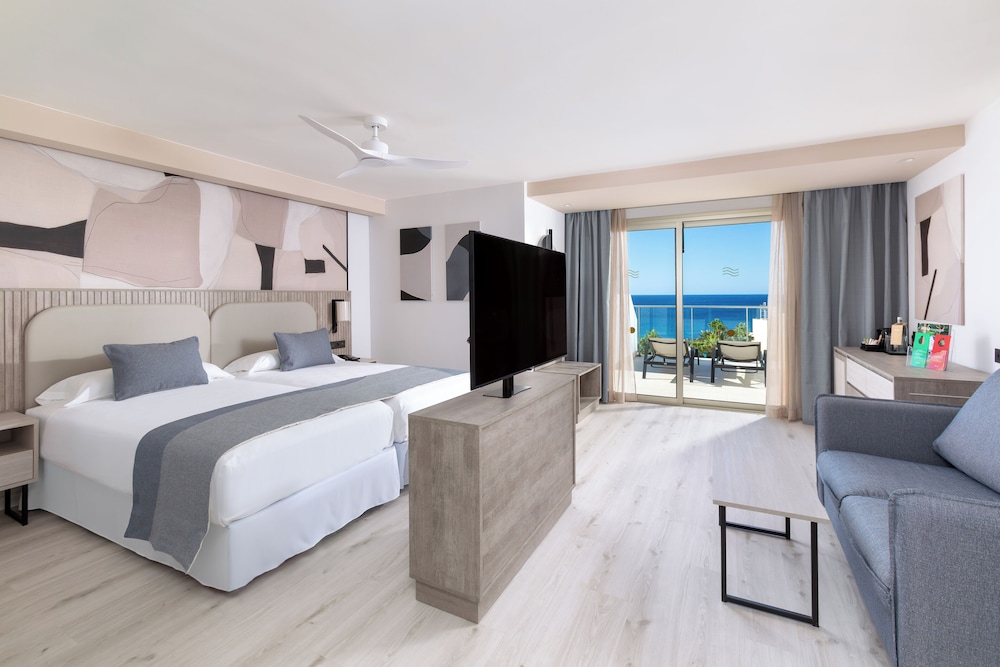 Hotel Riu Palace Calypso - Adults Only — Hotel rooms in Esquinzo, Canary Islands