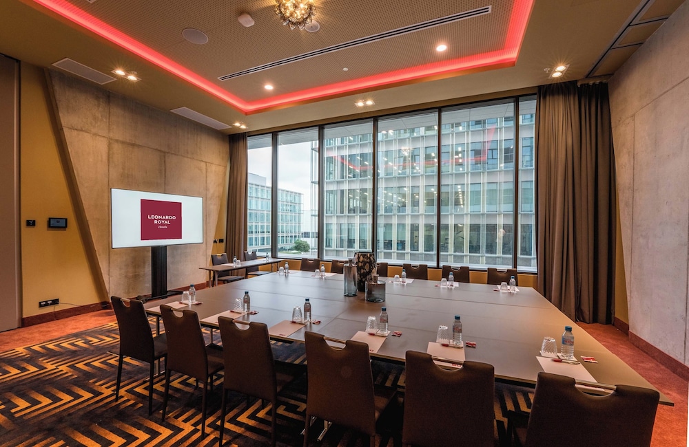 Leonardo Royal Hotel Barcelona Fira — Hotel building in Barcelona, Catalonia