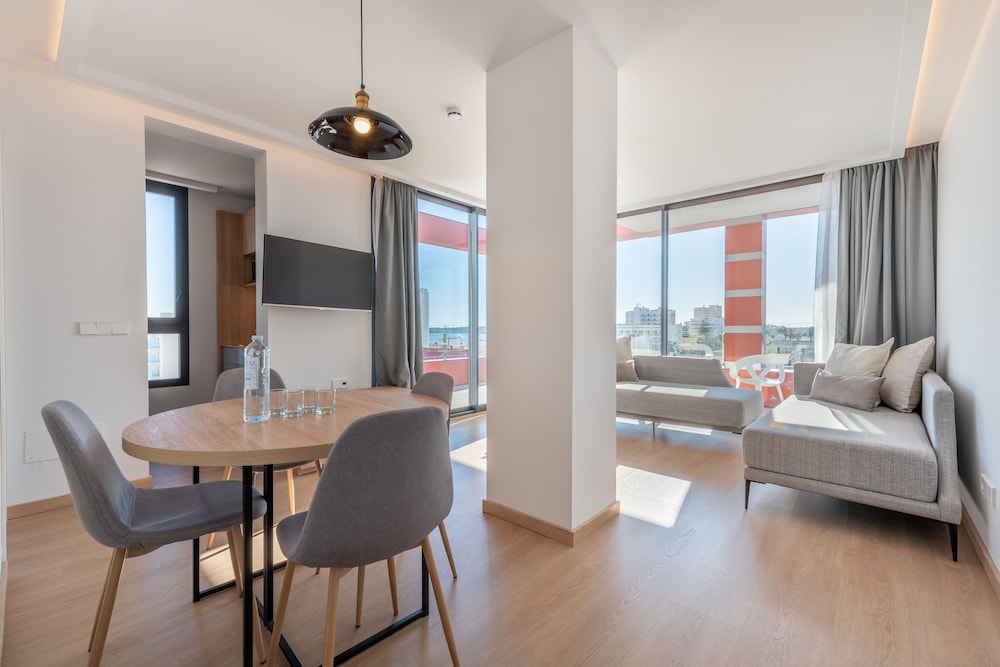 Kyrat Amarac Suites — Hotel rooms in Cala Millor, Balearic Islands