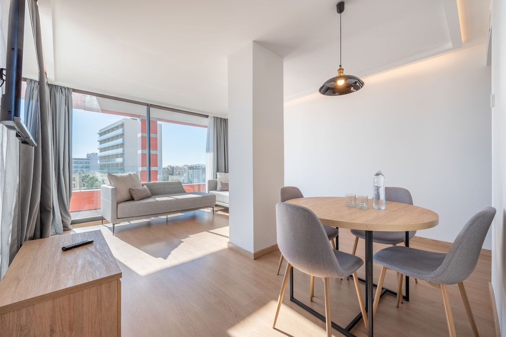 Kyrat Amarac Suites — Hotel rooms in Cala Millor, Balearic Islands