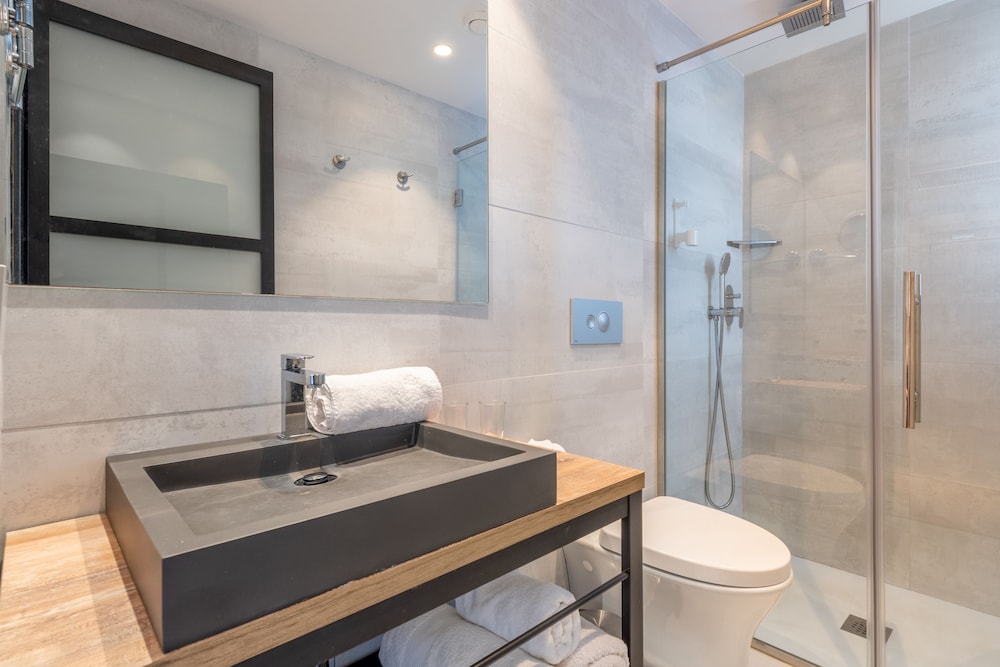 Kyrat Amarac Suites — Hotel rooms in Cala Millor, Balearic Islands