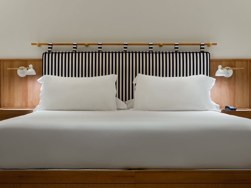 H10 Porto Poniente — Hotel rooms in Benidorm, Valencian Community