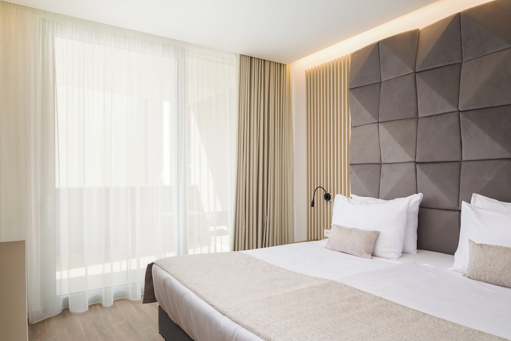 Aminess Laurel Khalani Hotel — Hotel rooms in Makarska, Split-Dalmatia