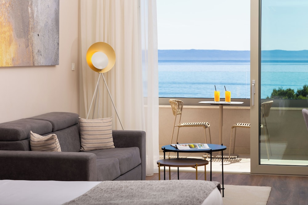 Aminess Laurel Khalani Hotel — Hotel rooms in Makarska, Split-Dalmatia