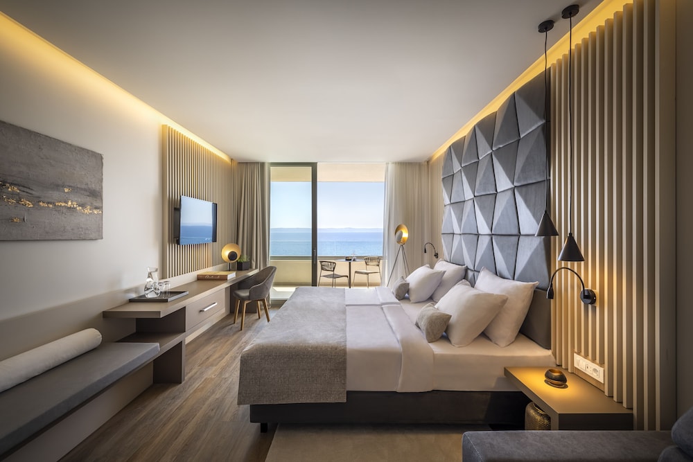 Aminess Laurel Khalani Hotel — Hotel rooms in Makarska, Split-Dalmatia