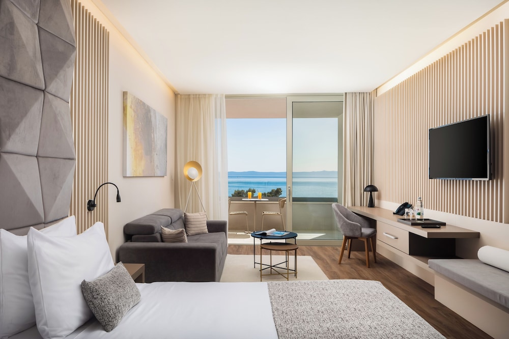 Aminess Laurel Khalani Hotel — Hotel rooms in Makarska, Split-Dalmatia