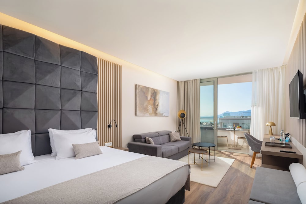 Aminess Laurel Khalani Hotel — Hotel rooms in Makarska, Split-Dalmatia
