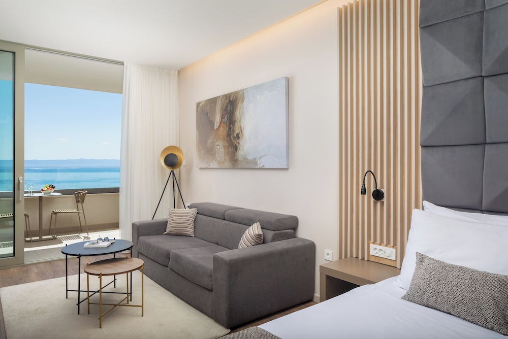 Aminess Laurel Khalani Hotel — Hotel rooms in Makarska, Split-Dalmatia