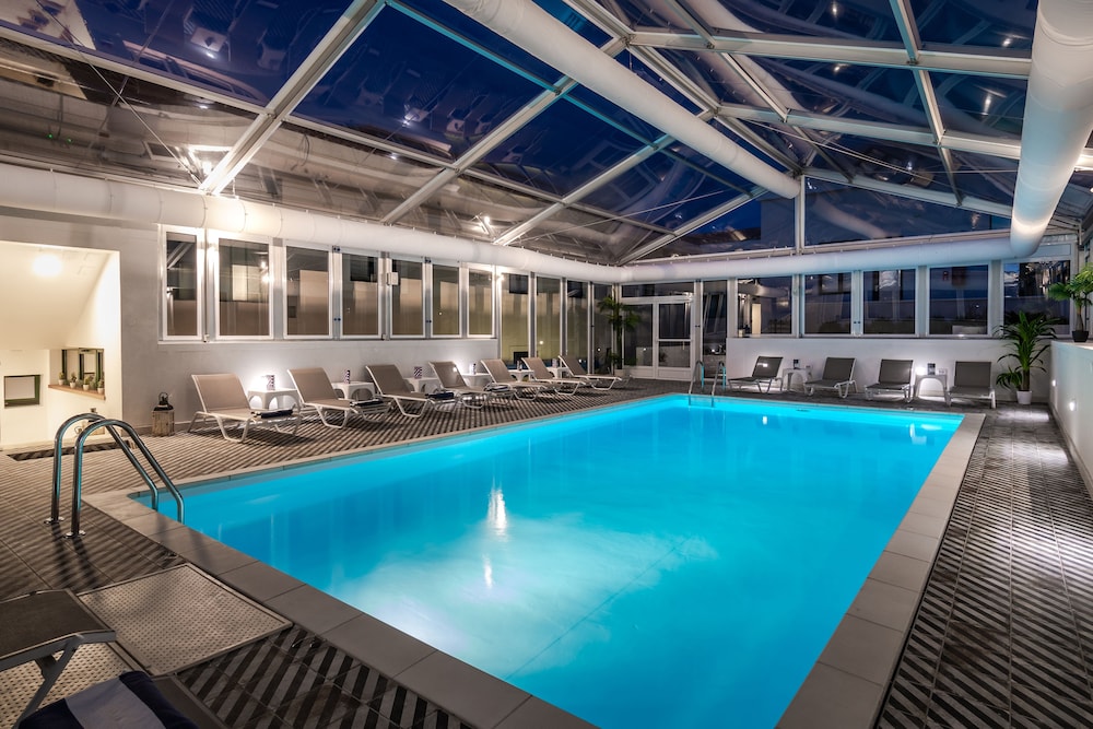 Hotel Brown Beach House & Spa — Swimming pool in Trogir, Split-Dalmatia