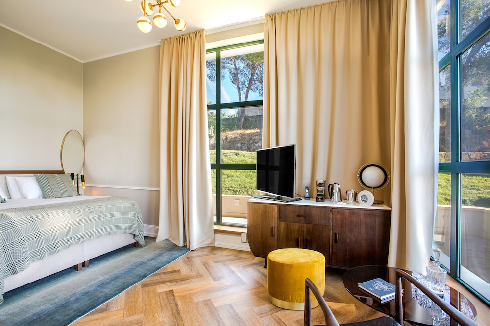 Hotel Brown Beach House & Spa — Hotel rooms in Trogir, Split-Dalmatia
