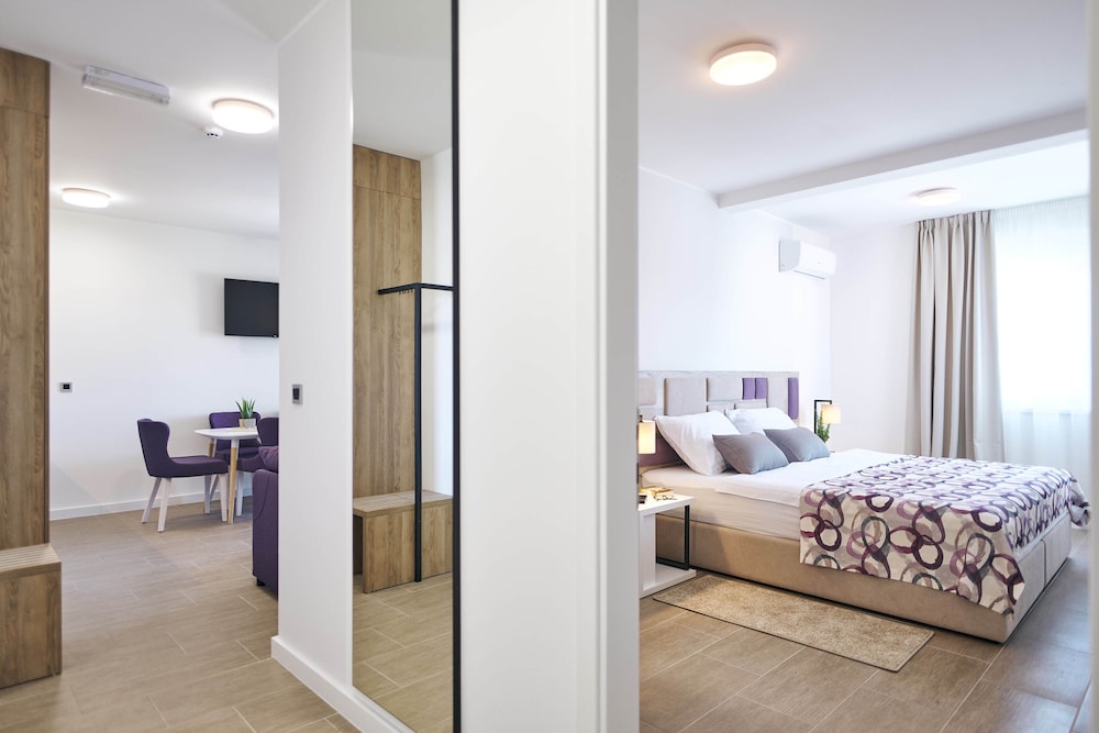 Arancini Residence — Hotel rooms in Vodice, Šibenik-Knin