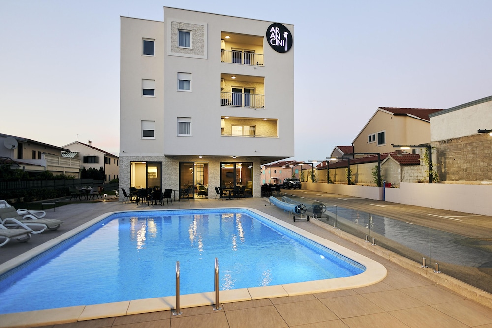 Arancini Residence — Main photo in Vodice, Šibenik-Knin