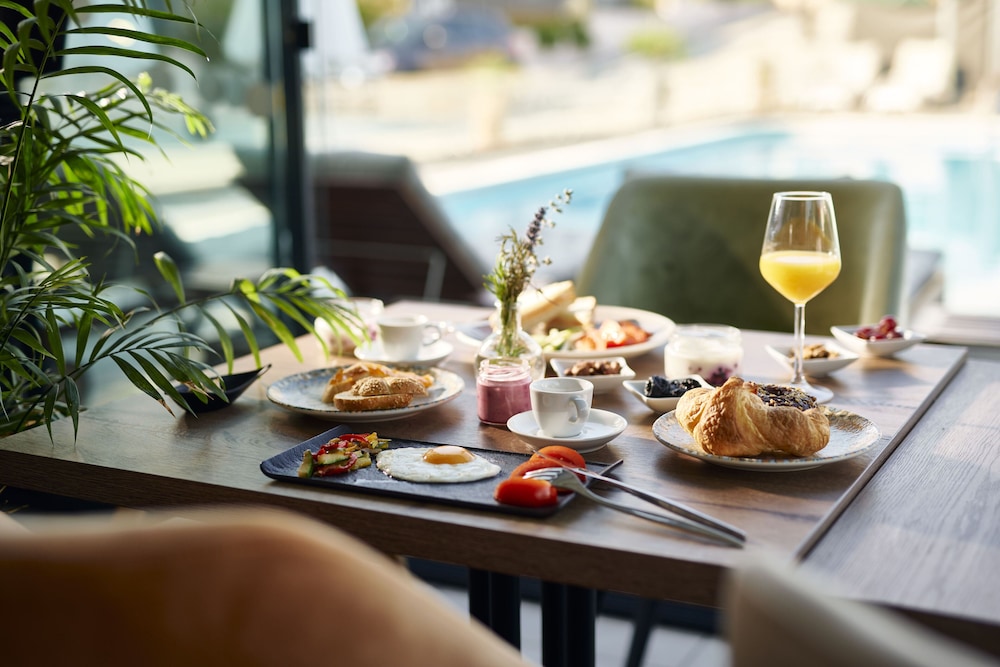 Arancini Residence — Restaurant & bars in Vodice, Šibenik-Knin