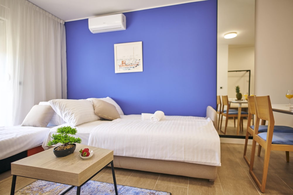 Arancini Residence — Hotel rooms in Vodice, Šibenik-Knin