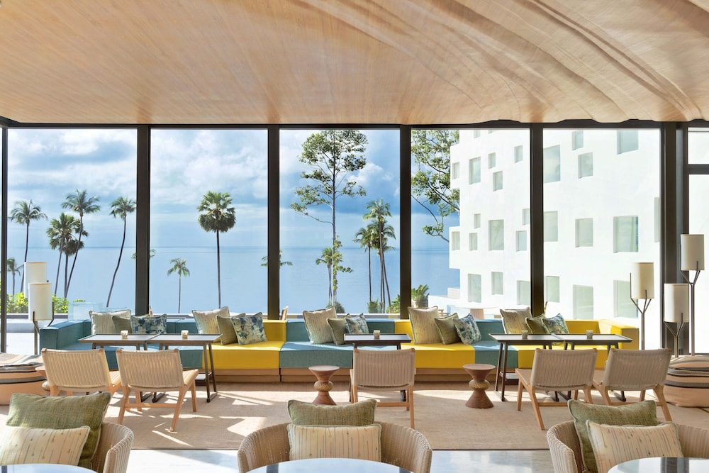 Hyatt Regency Koh Samui — Restaurant & bars in Bo Phut, Surat Thani