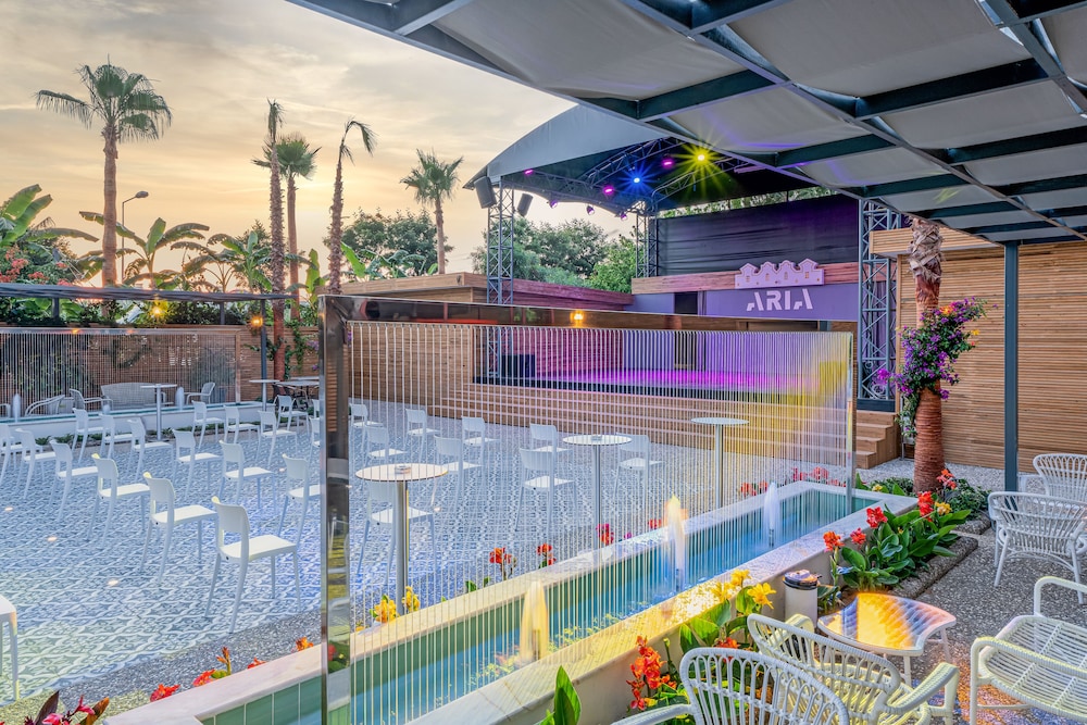 Aria Resort & Spa — Restaurant & bars in Alanya