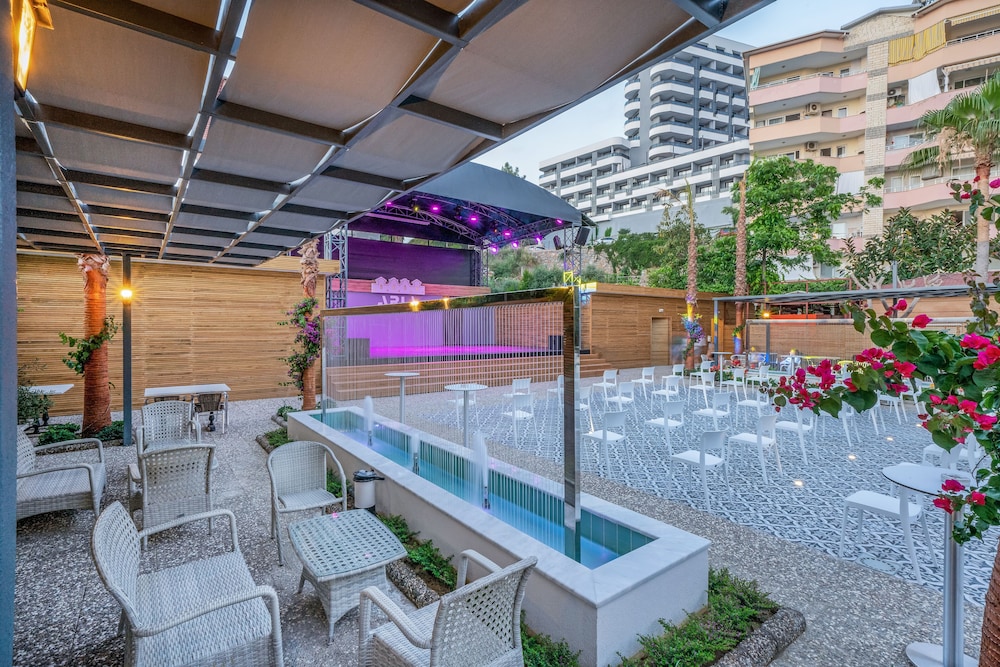 Aria Resort & Spa — Restaurant & bars in Alanya