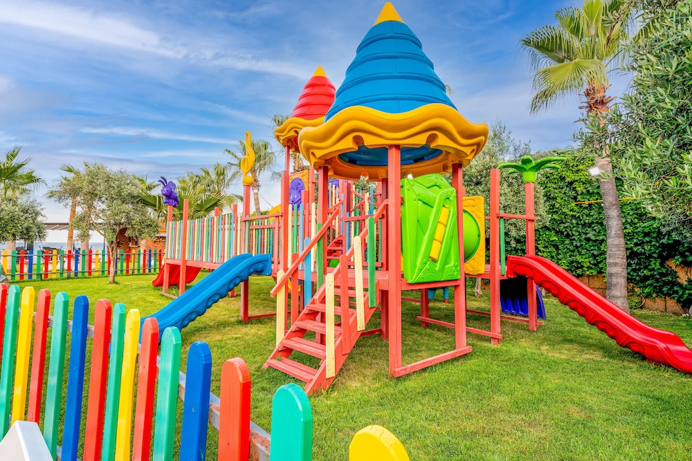 Aria Resort & Spa — Attractions for children in Alanya