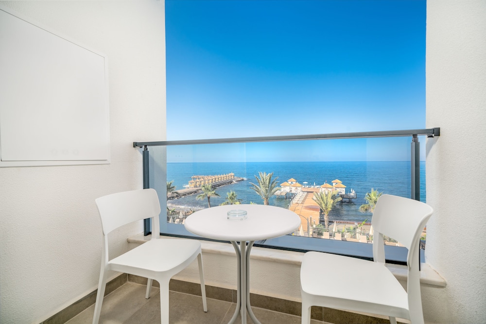 Aria Resort & Spa — Hotel rooms in Alanya
