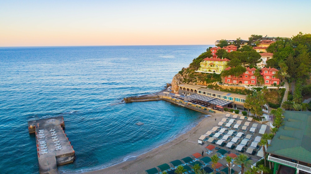 Senza Garden Holiday Club - All Inclusive — Beach in Alanya