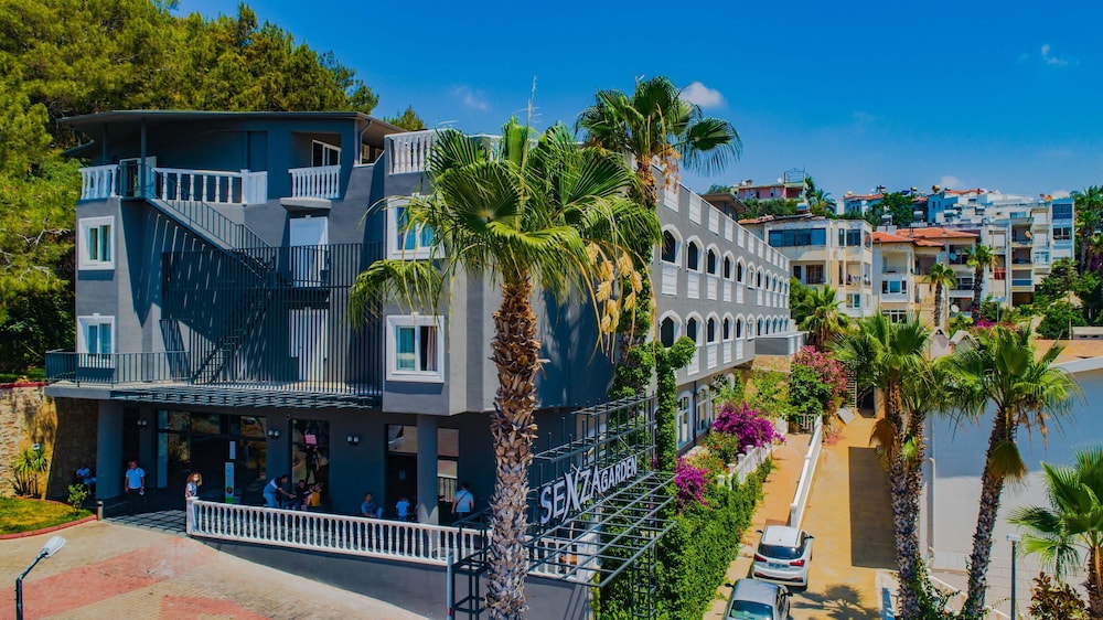 Senza Garden Holiday Club - All Inclusive — Hotel building in Alanya