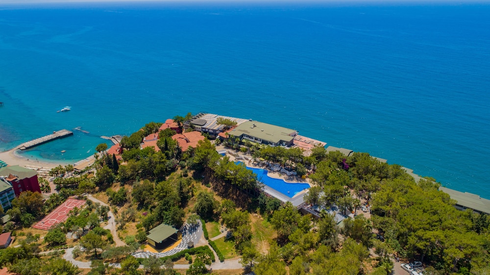 Senza Garden Holiday Club - All Inclusive — Swimming pool in Alanya