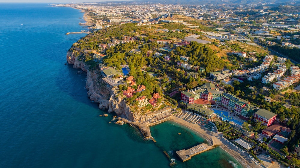 Senza Garden Holiday Club - All Inclusive — Attractions in the area in Alanya