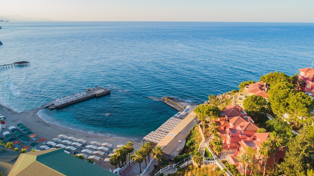 Senza Garden Holiday Club - All Inclusive — Beach in Alanya