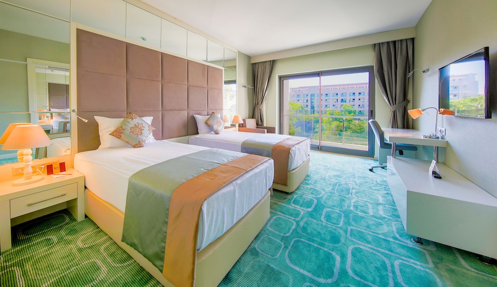Horus Paradise Resort - Ultra All Inclusive — Hotel rooms in Side