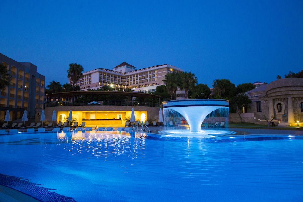 Horus Paradise Resort - Ultra All Inclusive — Swimming pool in Side