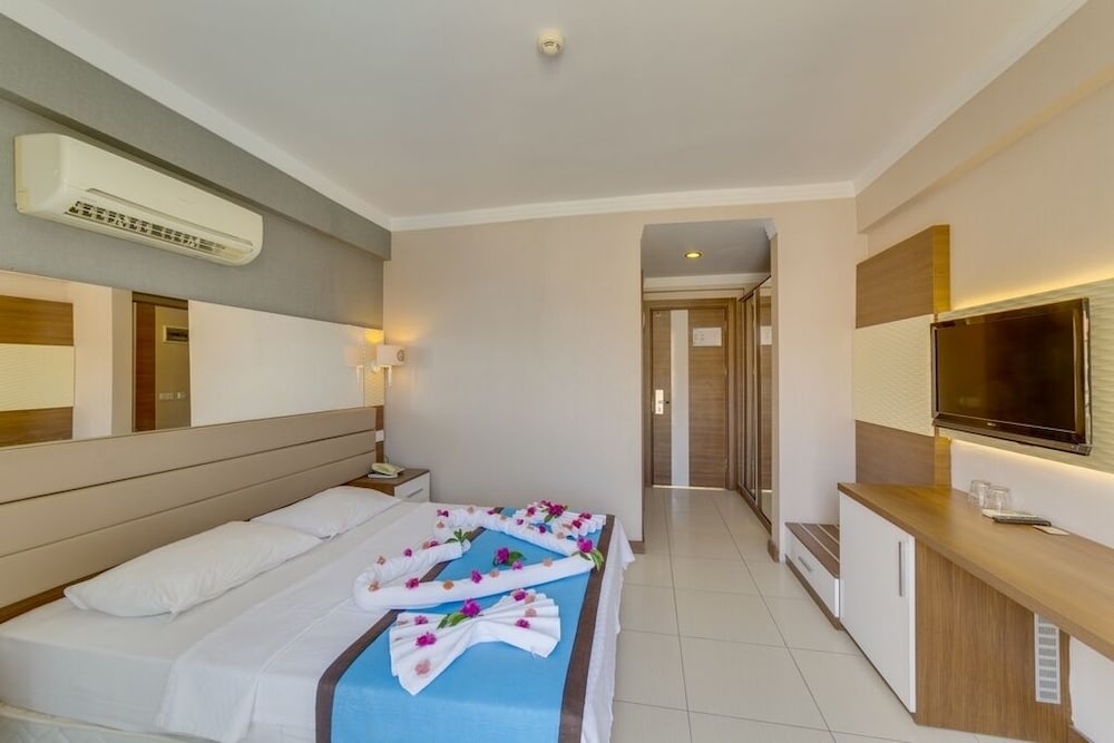 Marcan Resort Hotel — Hotel rooms in Fethiye, Mugla