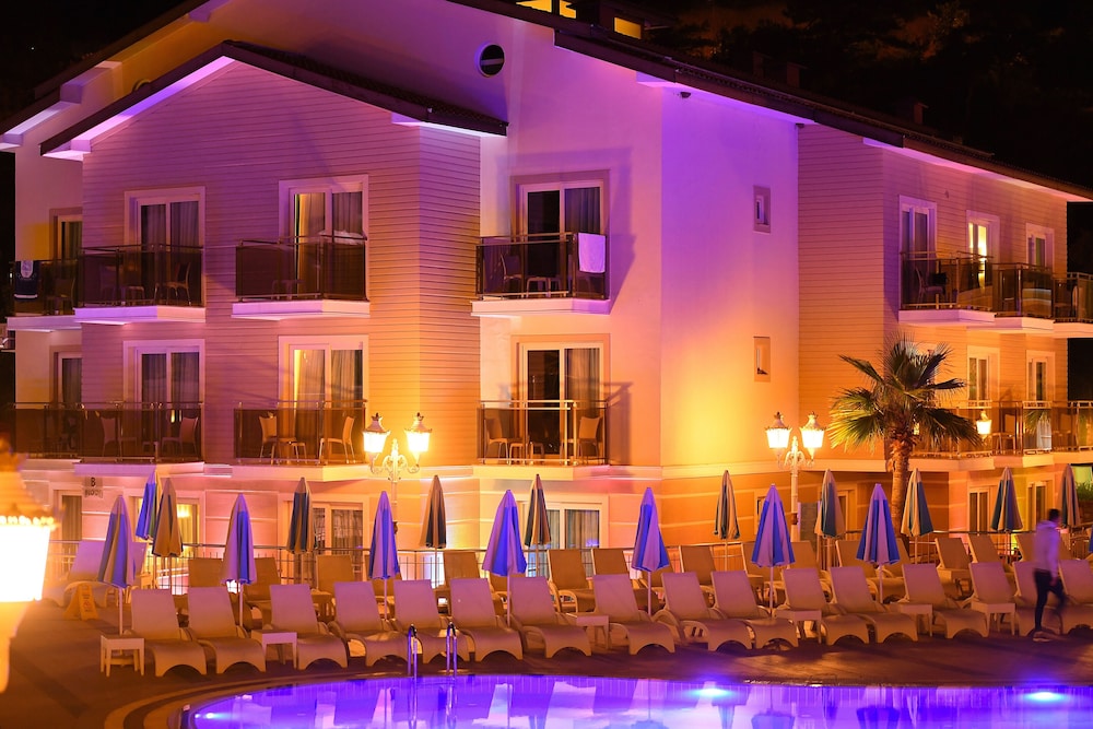 Marcan Resort Hotel — Hotel building in Fethiye, Mugla