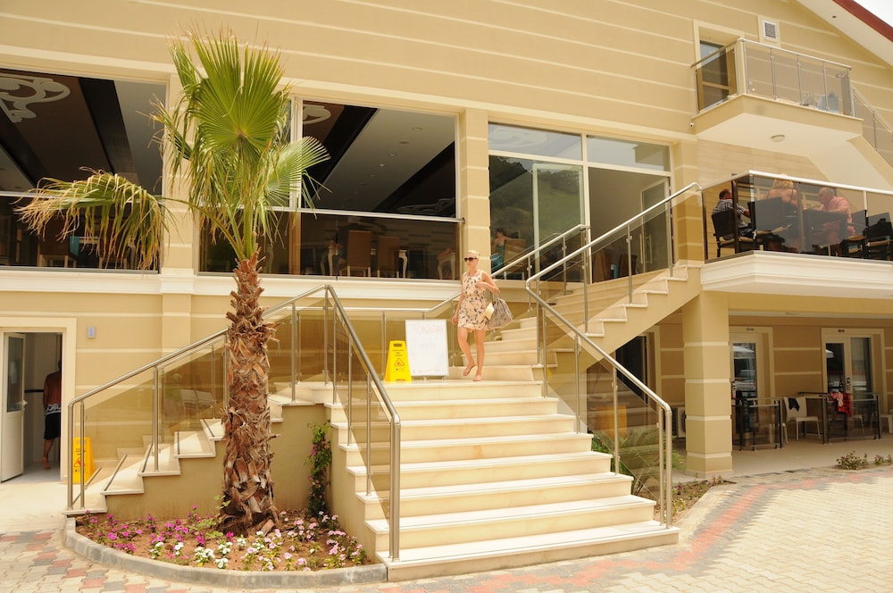 Marcan Resort Hotel — Hotel building in Fethiye, Mugla
