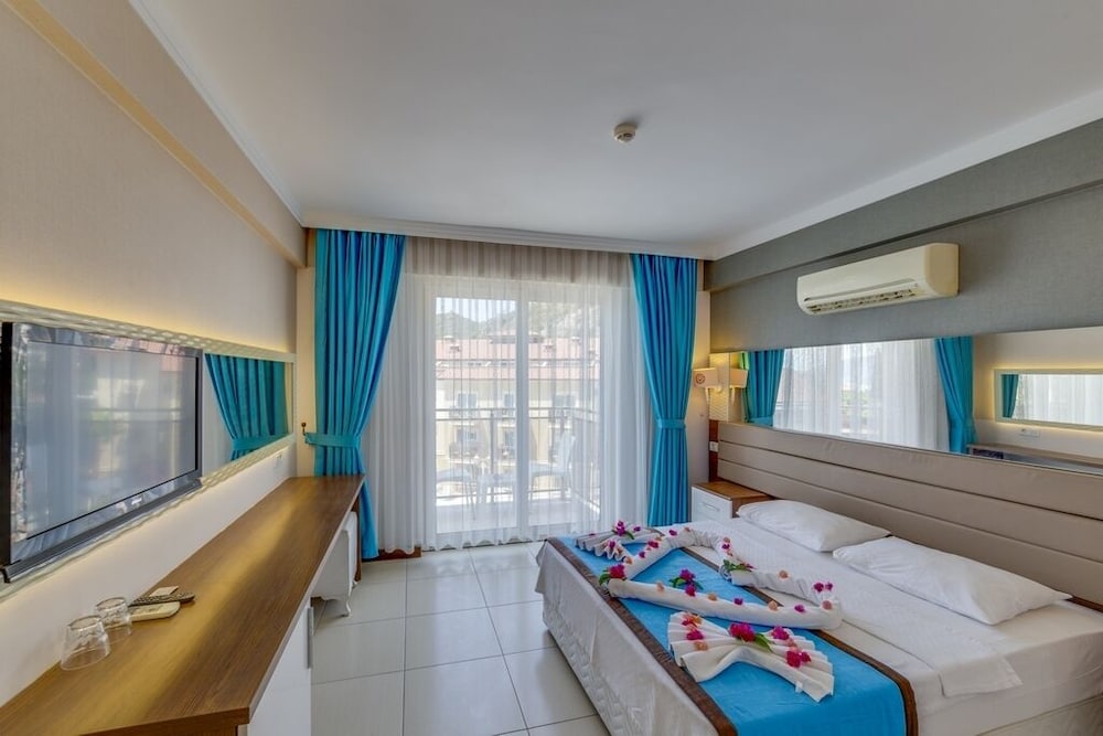 Marcan Resort Hotel — Hotel rooms in Fethiye, Mugla
