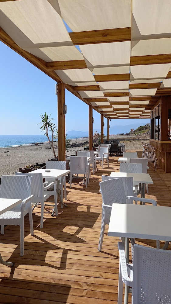 Galaxy Beach Hotel — Restaurant & bars in Alanya
