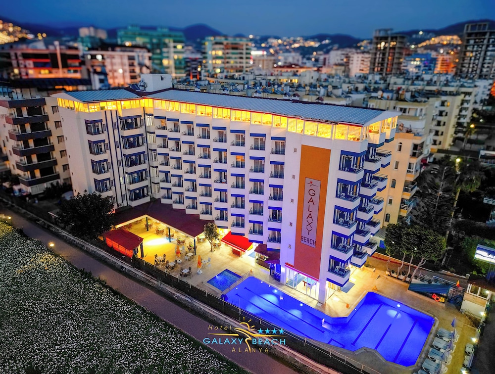 Galaxy Beach Hotel — Hotel building in Alanya