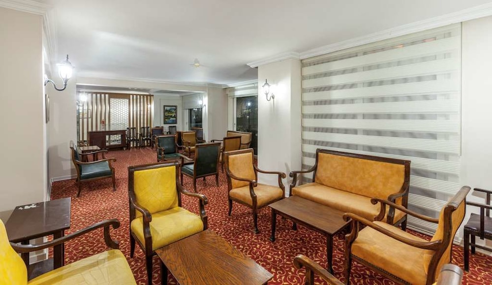 Galaxy Beach Hotel — Restaurant & bars in Alanya
