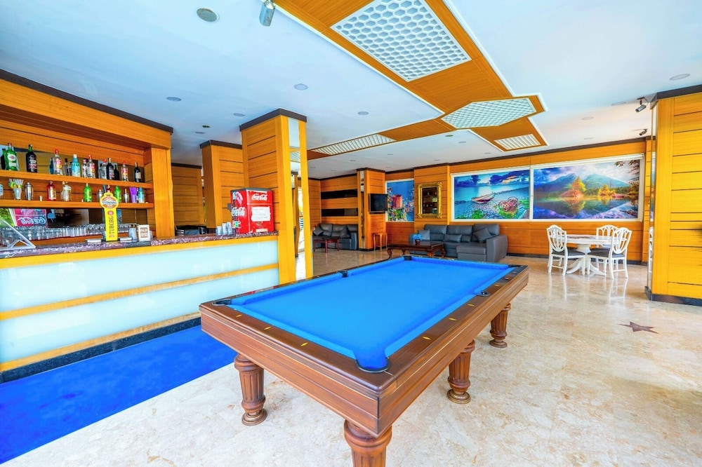 Galaxy Beach Hotel — Sports & recreation in Alanya