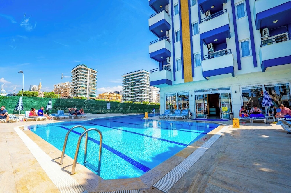 Galaxy Beach Hotel — Swimming pool in Alanya