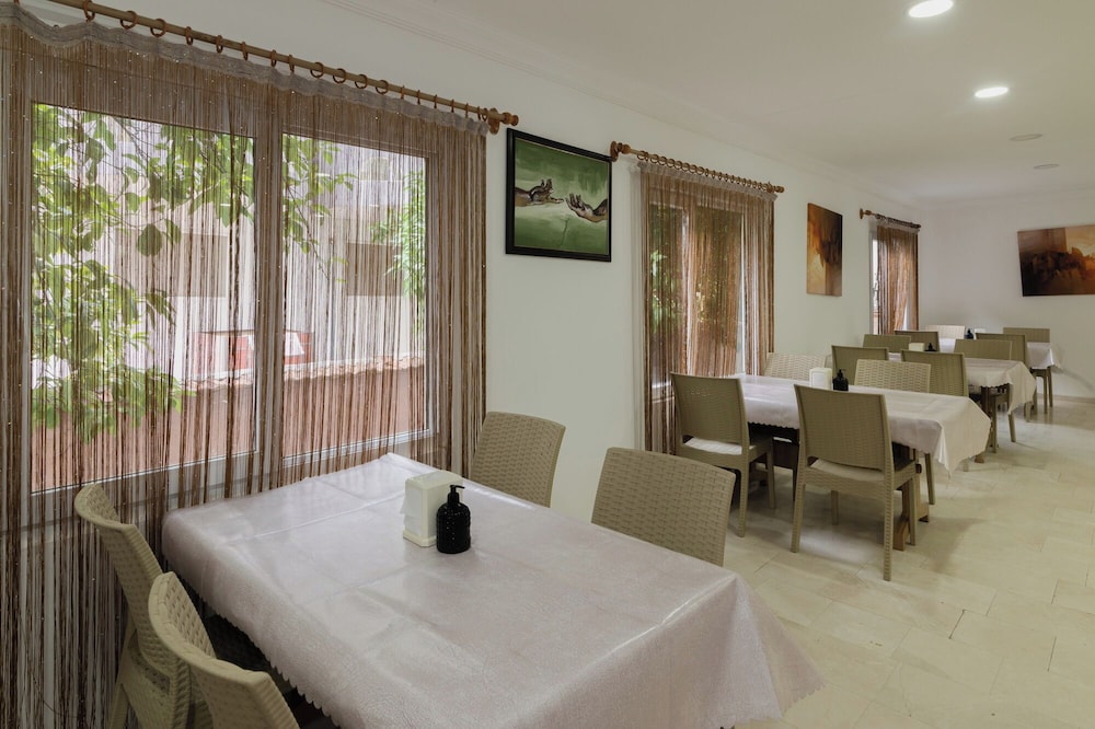 Grand Hotel Derin - All Inclusive — Restaurant in Kemer