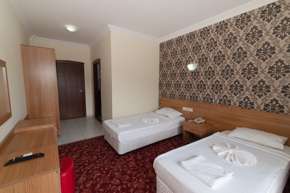 Grand Hotel Derin - All Inclusive — Rooms in Kemer