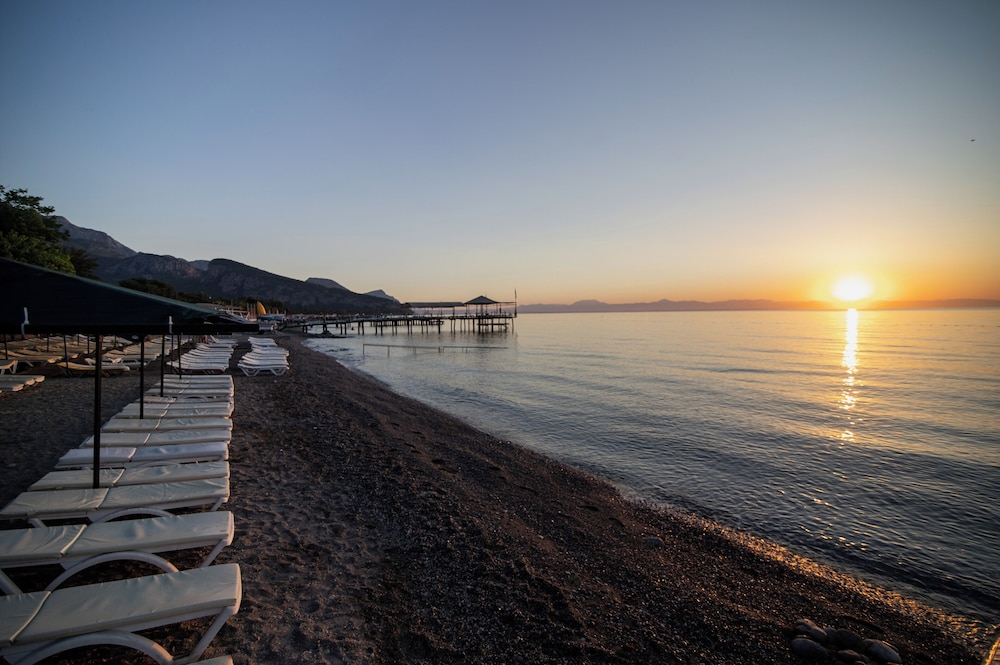 Grand Hotel Derin - All Inclusive — Outdoor in Kemer