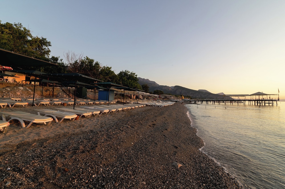 Grand Hotel Derin - All Inclusive — Outdoor in Kemer