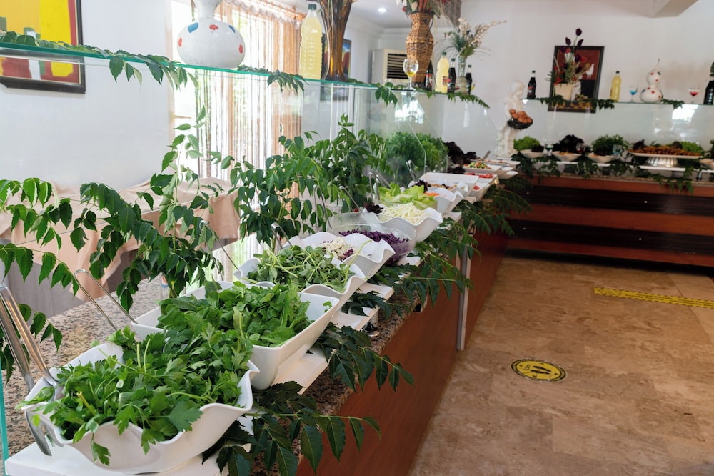 Grand Hotel Derin - All Inclusive — Restaurant in Kemer